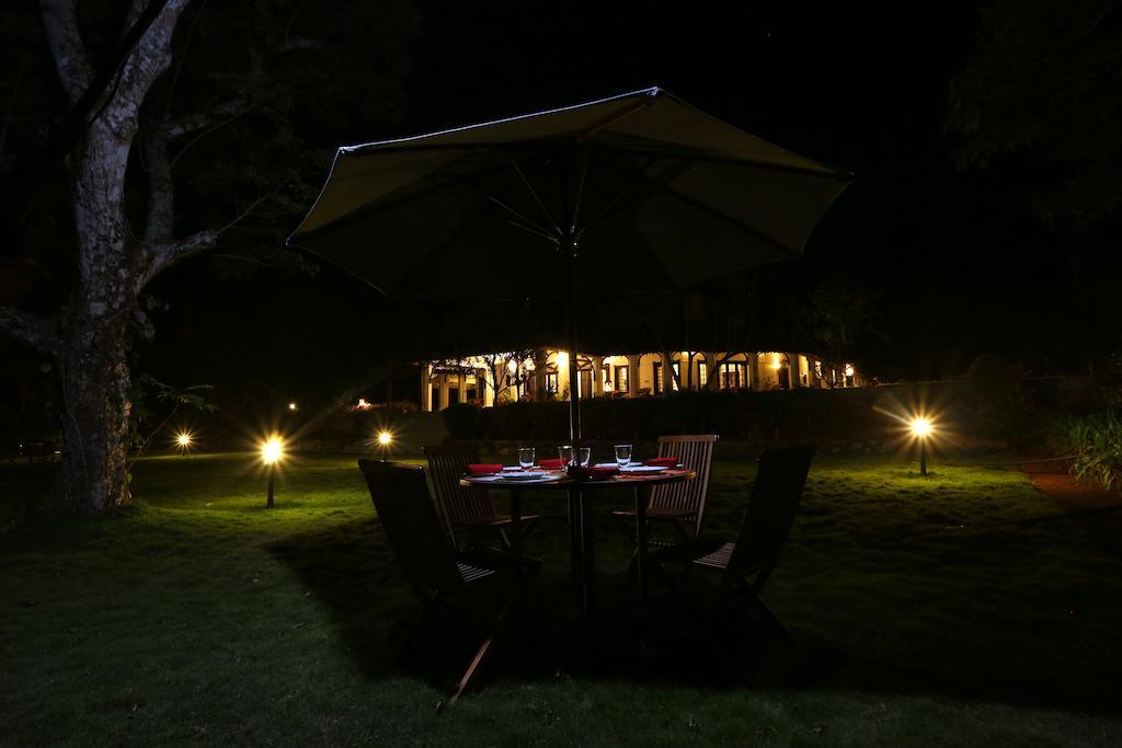 מלון מאננטהוואדי Parisons Plantation Experiences By Abad מראה חיצוני תמונה